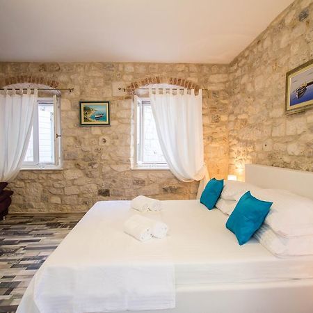 Apartment Toma Trogir Bagian luar foto